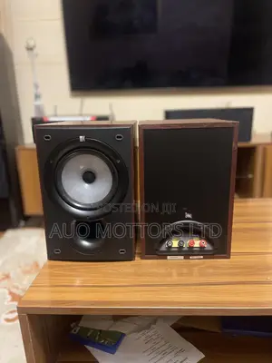 Kef Q15 Bookshelf Speakers.