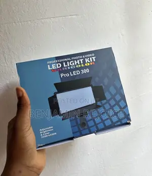 Led 300 With Tripod