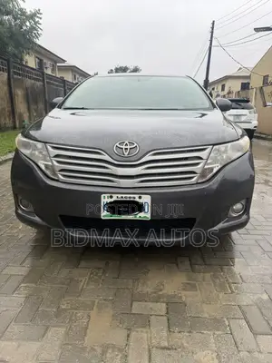 Toyota Venza Limited 2010 Gray