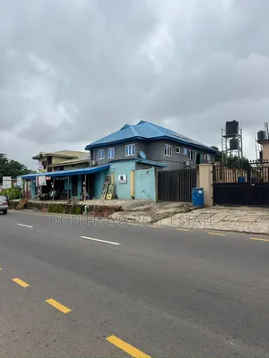 8bdrm Apartment in Ashi Bodija for sale