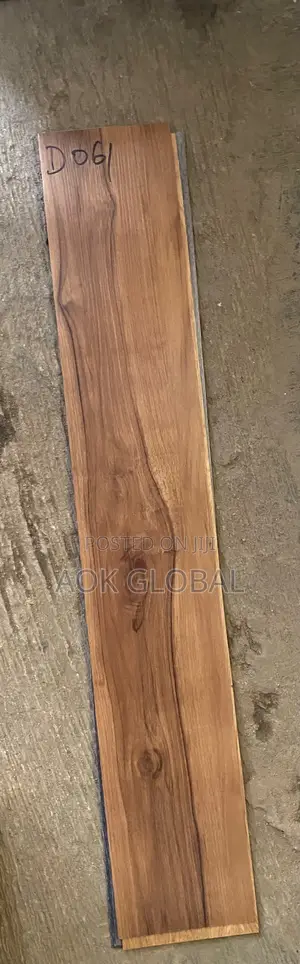 Vinyl Luxury Floor Tiles