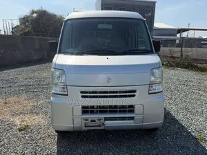 New Suzuki Every 2011 Silver