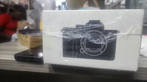 Sony A7v Fullframe Mirrorless Camera