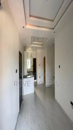 2bdrm Block of Flats in Sabo / Yaba for rent