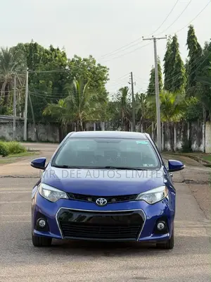 Toyota Corolla S 4dr Sedan (1.8L 4cyl CVT) 2015 Blue