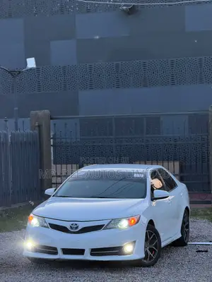 Toyota Camry 2015 White
