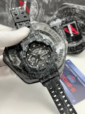 Casio G-Shock Ga-110 Water-Resistant Unisex Rubber Wristwatch