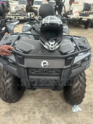 New Can-Am Outlander 2025 Black