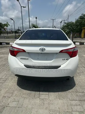 Toyota Corolla 2014 White