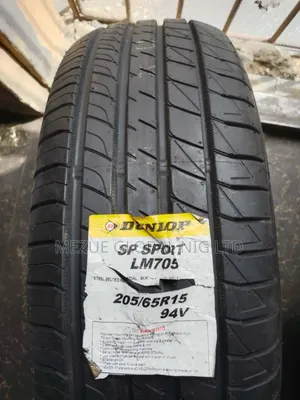 Dunlop Tyre 205/65/15 for Toyota Camry Etc.