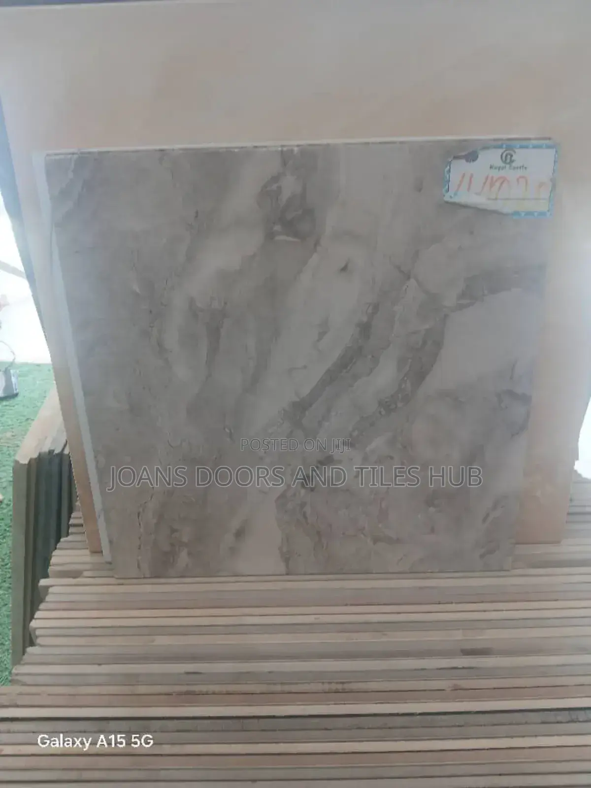 High Quality Tiles