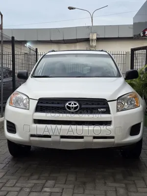 Toyota RAV4 2010 White