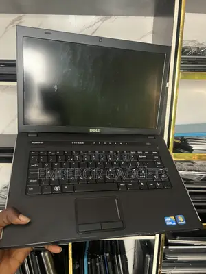 Laptop Dell Vostro 15 3500 8GB Intel Core i3 SSD 128GB