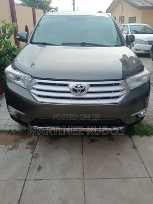 Toyota Highlander 2013 Gray