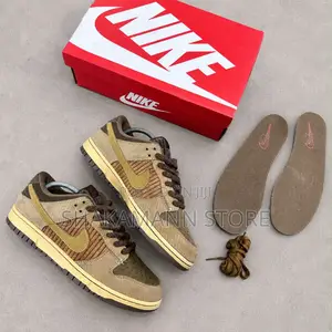 New Nike Sb Dunk Low Retro Premium “ Light British Tan ’Snks”