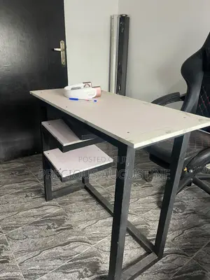 Reading Table