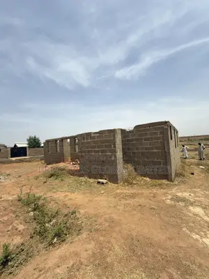 4bdrm Bungalow in Kaduna / Kaduna State for sale