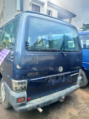 Volkswagen Transporter 2002 Blue