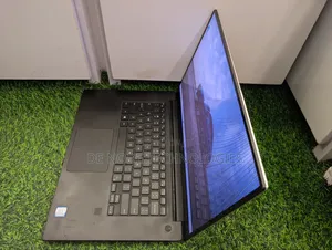 Laptop Dell XPS 15 9560 16GB Intel Core i7 SSD 256GB