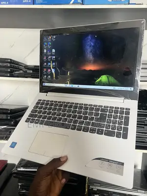 Laptop Lenovo IdeaPad 320 4GB Intel Pentium SSD 128GB