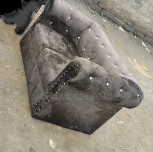 Brand New Top Quality Beautiful 2 Seaters Sofa