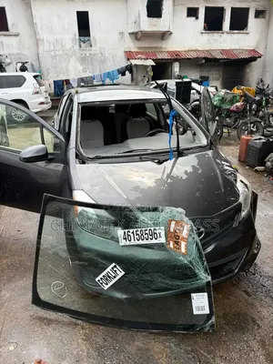 Toyota Yaris 2013 Hatchback Windscreen Glass Available Installed