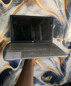 Laptop HP Pavilion 15 12GB Intel Core i5 HDD 1T