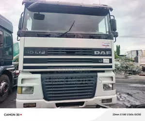 95 Daf Xf 430 12 Tire and 10 Boat