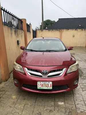 Toyota Corolla LE 4dr Sedan (1.8L 4cyl 4A) 2010 Red