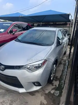 Toyota Corolla LE 4dr Sedan (1.8L 4cyl CVT) 2015 Silver