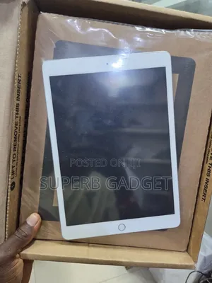 New Apple iPad 10.2 (2020) 32 GB White