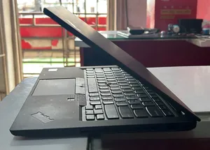 Laptop Lenovo ThinkPad T490s 16GB Intel Core i5 SSD 512GB