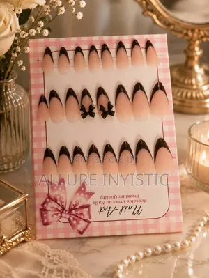 Luxury Press-on Nails Durable and Affordable
