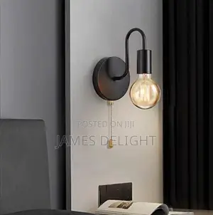 Vintage Industrial Pull-Chain Black Wall Sconce .