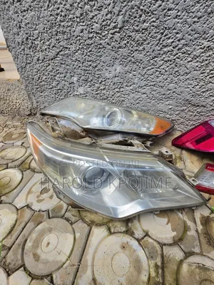 Toyota Camry 2012/2013 Headlights - Front and Back