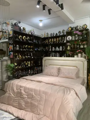 Beddings Dècors 6x6 ( Duvet, Bedsheet and 4 Pillow Cases )