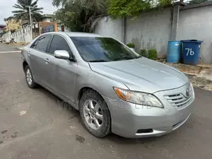 Toyota Camry LE 4dr Sedan (2.4L 4cyl 5A) 2008 Silver