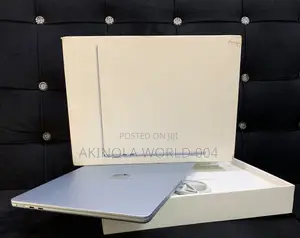 Laptop Apple MacBook Air 2025 M4 16GB Apple M4 SSD 512GB