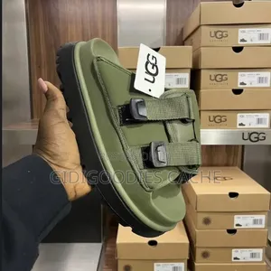 Men's Ugg Black Dual-Strap Platform Slides in Size 40-47