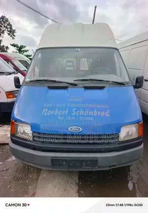 Ford Transit 2000 Blue