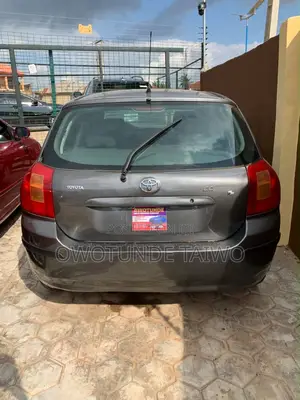Toyota Corolla 2004 Gray