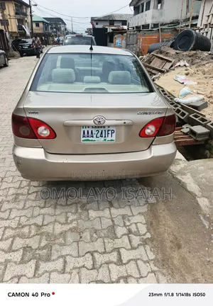 Toyota Corolla 2007 Gold