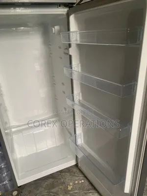 Hisense Top Freezer, Double Door