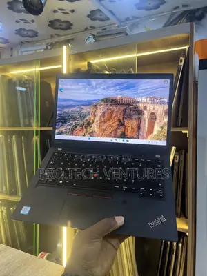 Laptop Lenovo ThinkPad T490s 16GB Intel Core i7 SSD 256GB