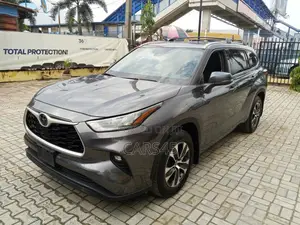 Toyota Highlander 2020 Gray