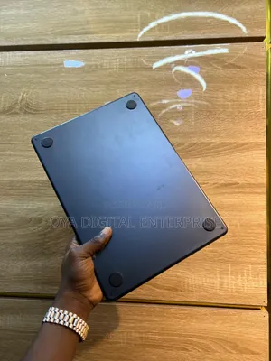Laptop Apple MacBook Air 2024 M3 8GB Apple M3 SSD 256GB