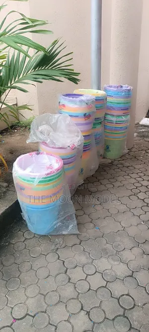 Quality Indoor and Outdoor Bucket