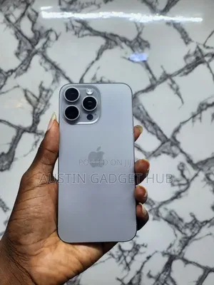 Apple iPhone 15 Pro Max 256 GB Silver