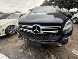 Mercedes-Benz GLE-Class GLE 350d 4MATIC 2017 Blue
