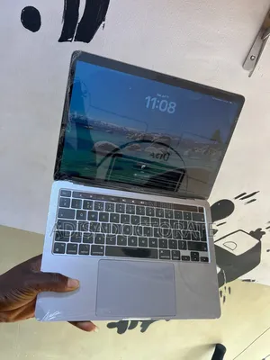 Laptop Apple MacBook Pro 2020 16GB Apple M1 Pro SSD 512GB